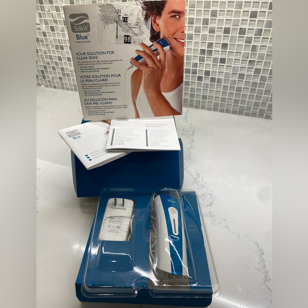 Silk'n Blue Acne Light Therapy Solutions for Clear Skin NEW